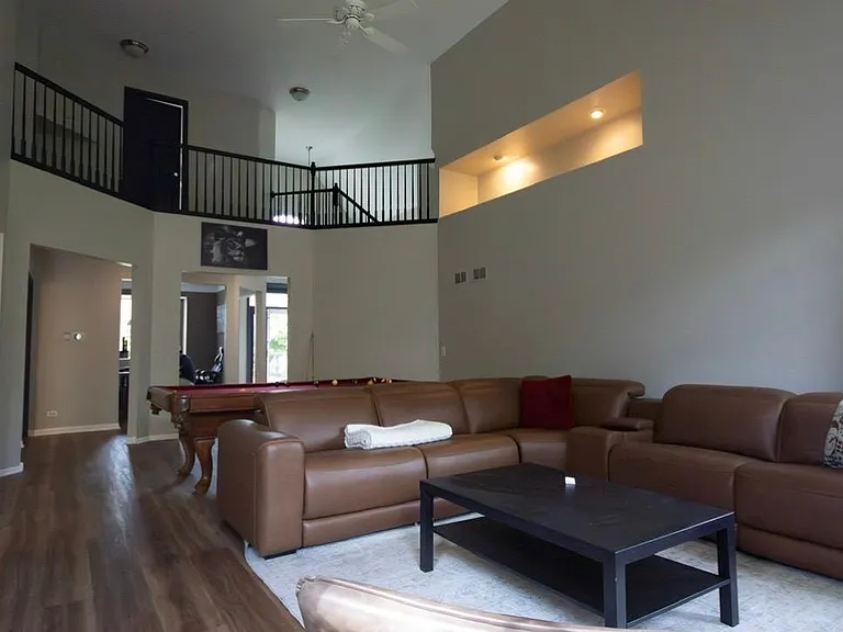 531 Primrose Ln — Photo 4