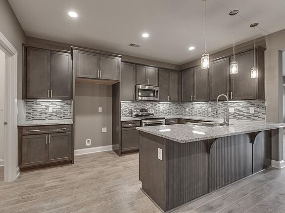 4th image of 315 E Clark Blvd E #E