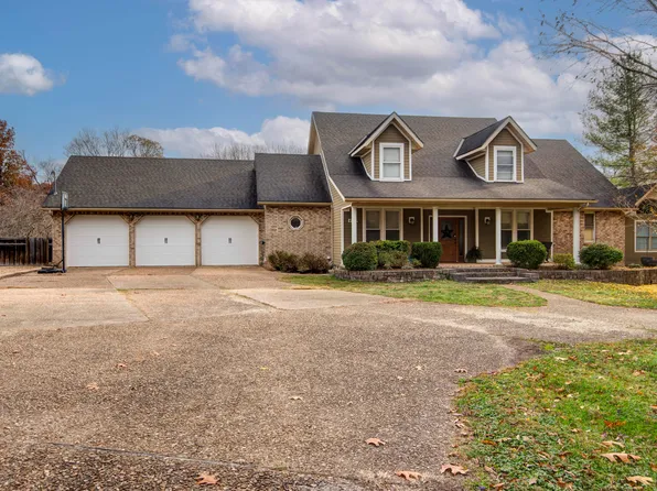 4429 E Valley Road, Springfield, MO 65809