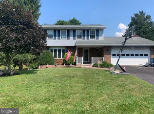 6205 Monroe Ave, Sykesville, MD 21784