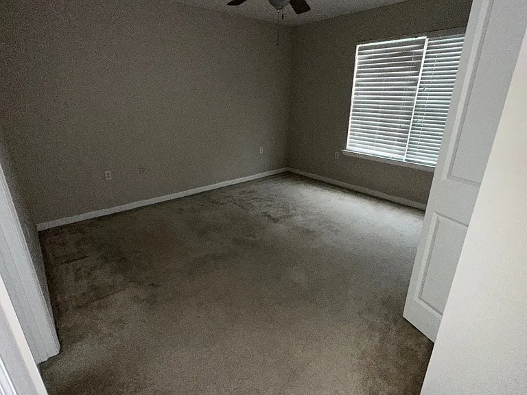 Lexington Woods — Photo 16