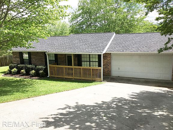 2nd image of 928 Rose Petal Ln