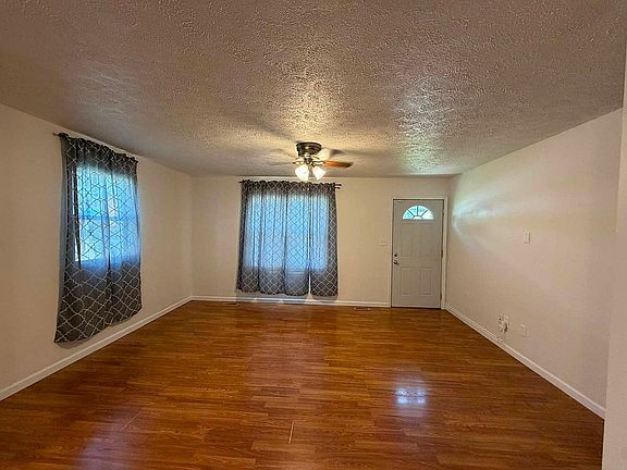 5th image of 1311 Johnson Ln