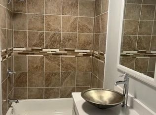 93 Ayrault St, Providence, RI 02908