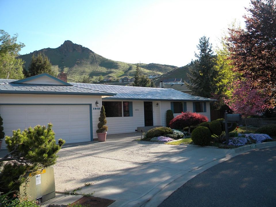 1st image of 1513 Woodhaven Pl