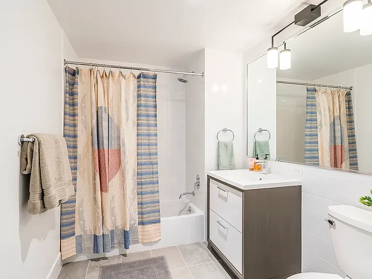 350 Clarkson Ave #407 — Photo 6