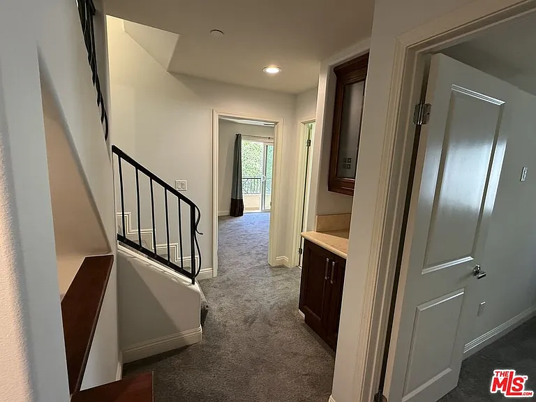 5401 Morella Ave #101 — Photo 5