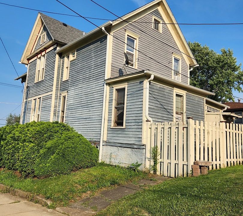 Building Photo 3