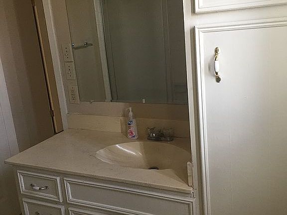 bathroom vanity