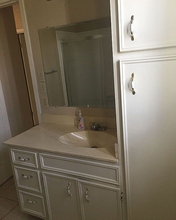 bathroom vanity