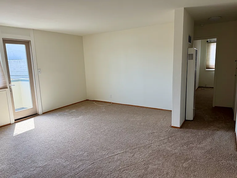 6514 Lucas Ave #B — Photo 6