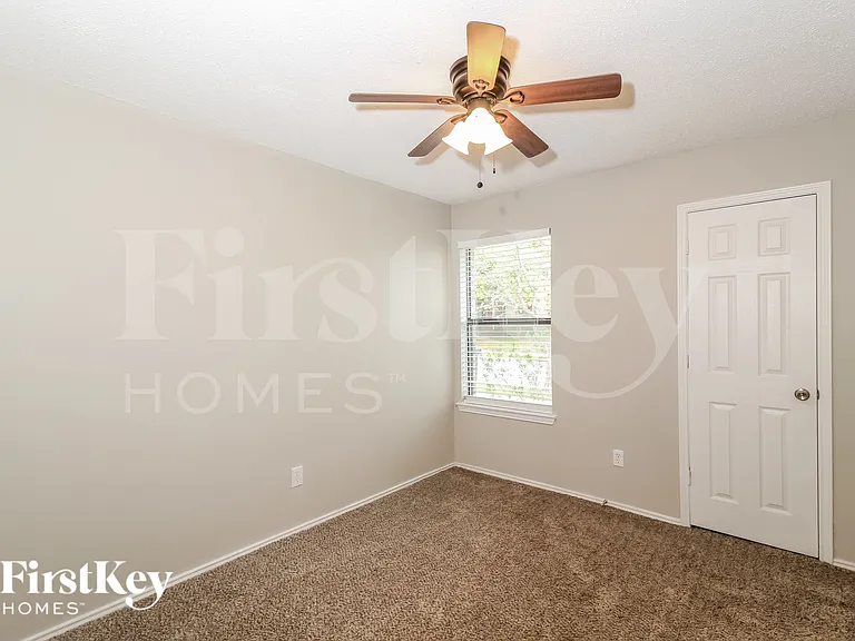 4417 Cordova Ln — Photo 11