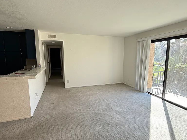 31200 Landau Blvd #905 — Photo 2