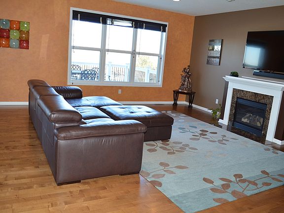 5th image of 15371 Plumstone Dr