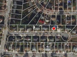 910 Marthas Vineyard Ln, Pasadena, MD 21122