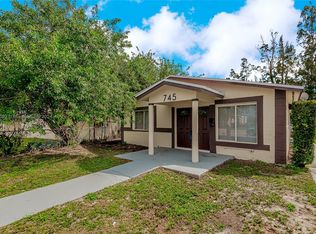 745 Stirling Rd, Dania, FL 33004