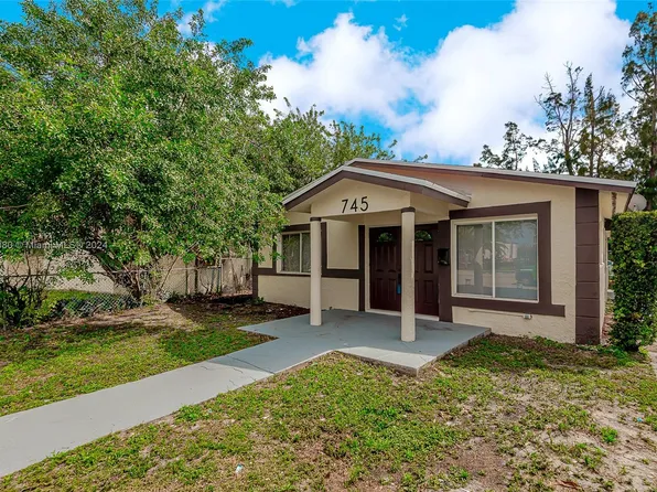 745 Stirling Rd, Dania, FL 33004