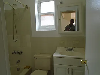 Rented by 18 REALTY