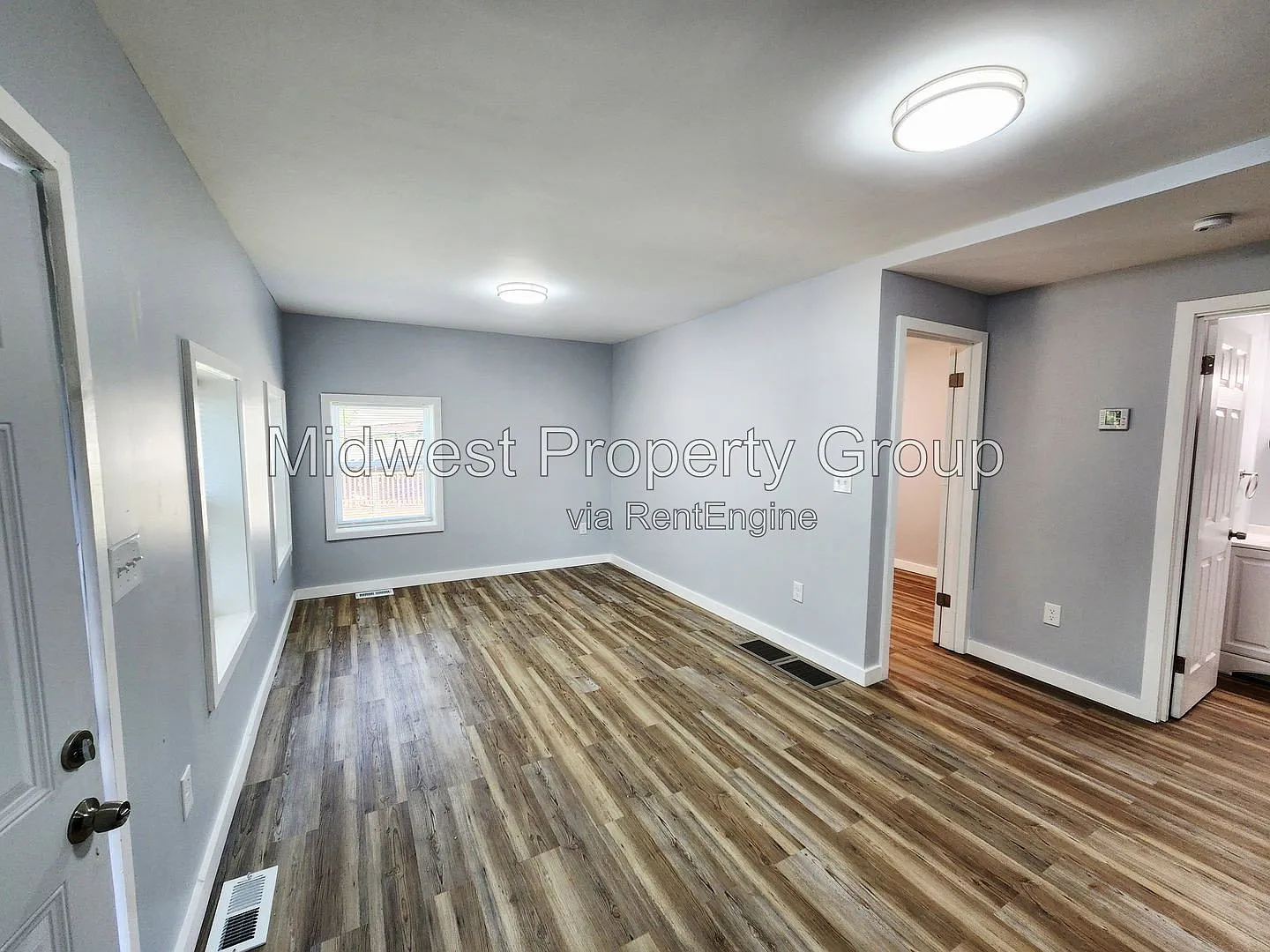 1 bed, 1.0 bath, $1,100 — Photo 3