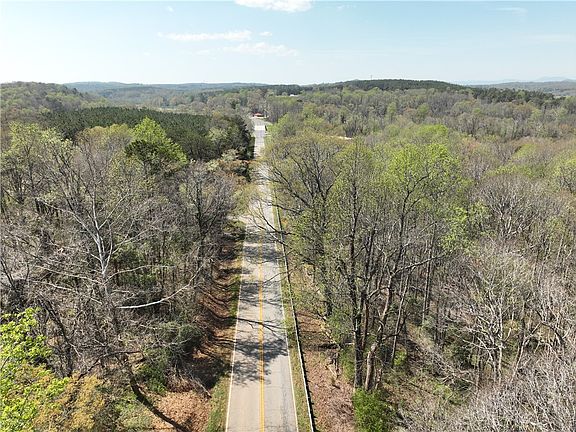 2nd image of 1240 Walhalla Hwy