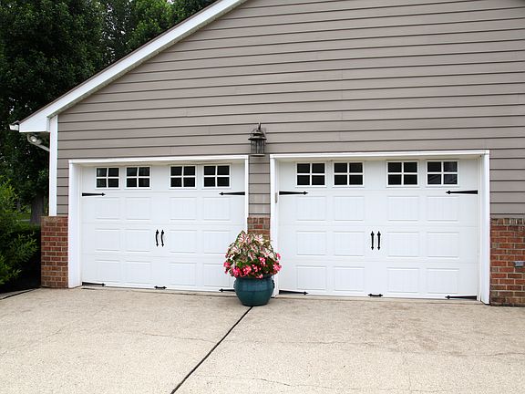 4th image of 46 Meadowlark Dr