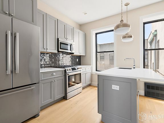 2nd image of 1151 Dean St APT 4D