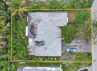 2261 Everglades Dr, Miramar, FL 33023