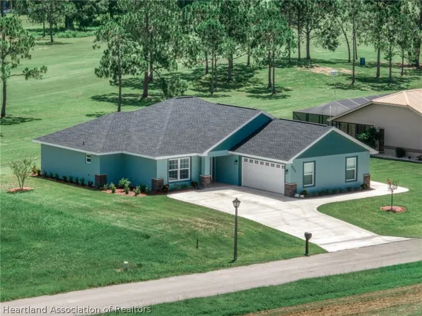 6433 Bridgeview Dr, Sebring, FL 33876