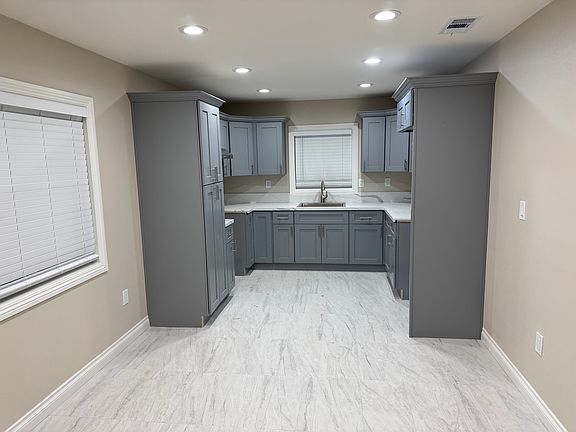 5th image of 17370 Miller Ave #2