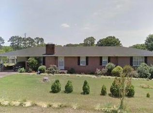 2001 Alpine Dr, Florence, AL 35630