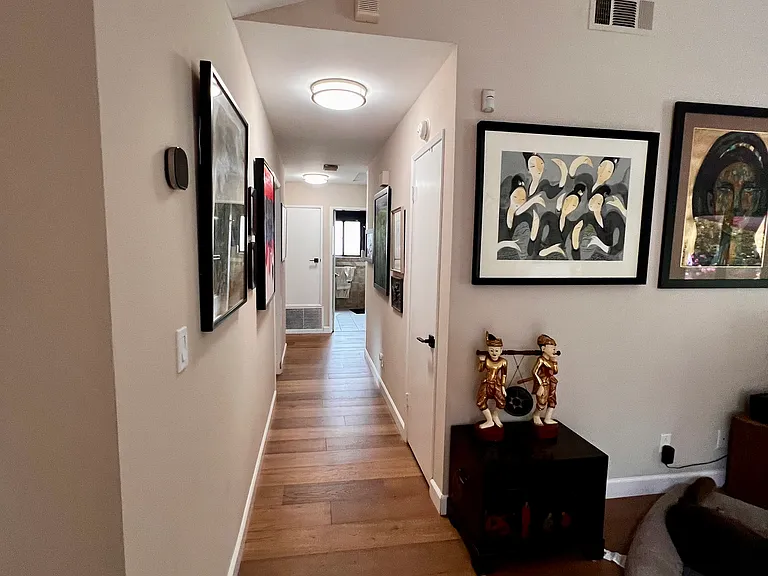 Foothill Dr — Photo 13