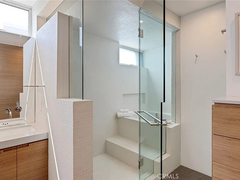 27 Driftwood St — Photo 48