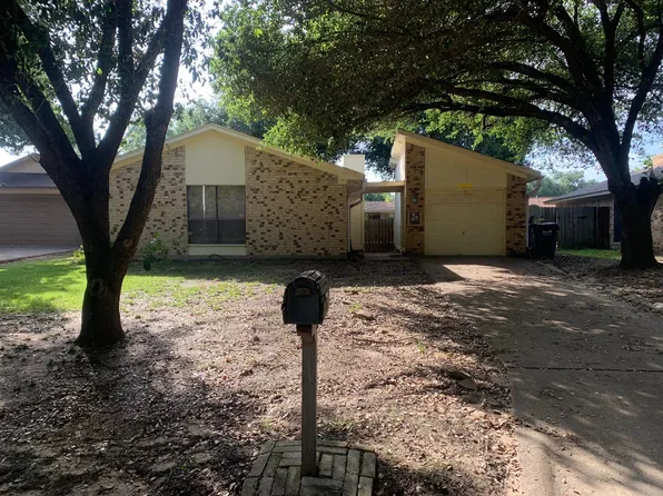 3205 Wildlife Cir, Bryan, TX 77802