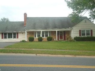 12818 Buckingham Dr, Bowie, MD 20715