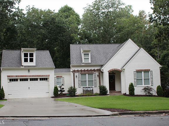 4th image of 1403 Woodland Cir