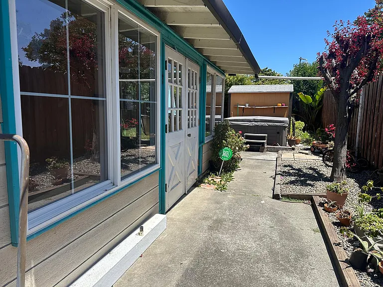 115 Azalea Ct — Photo 37