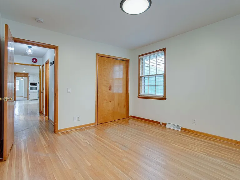 171 McCall St — Photo 19