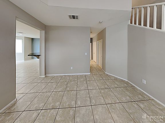 3rd image of 9436 Santana Siesta Ave