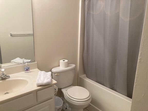 5th image of 9637 Capeview Ave Suite 100