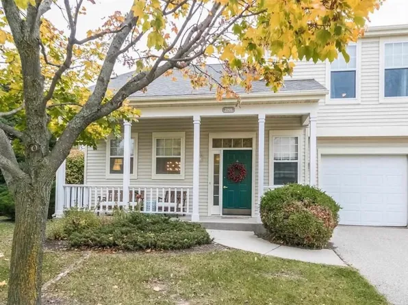 2901 Holborn Cir, Madison, WI 53718