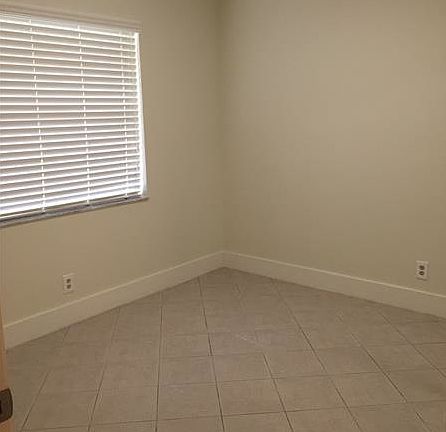 4th image of 3788 N University Dr #C-1