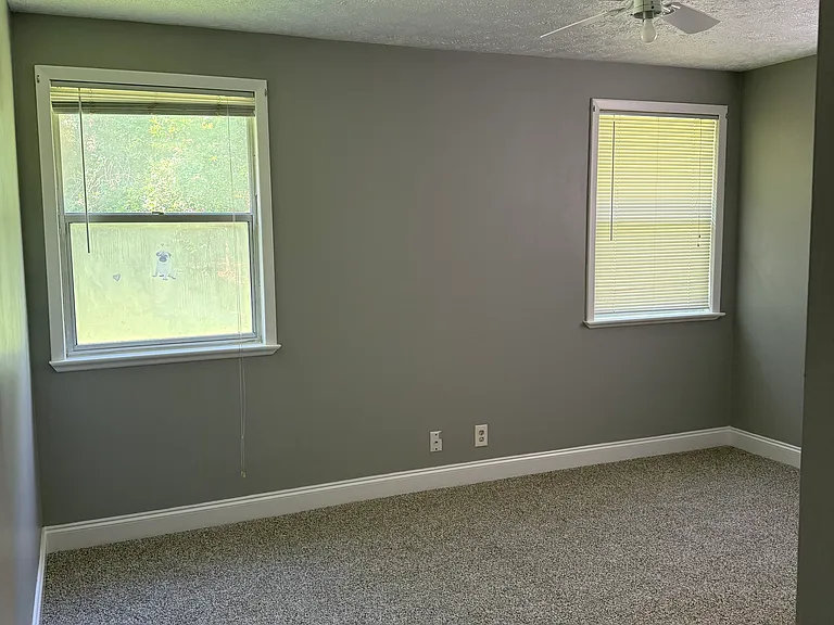 5044 Oakside Dr — Photo 11