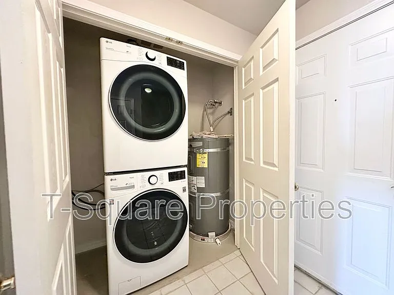 9525 NE 180th St #306 — Photo 4