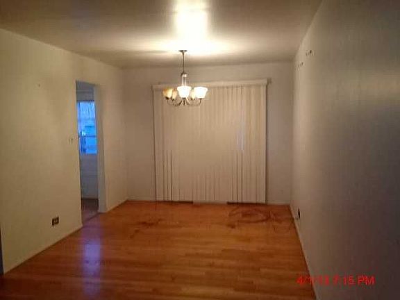 5th image of 2739 Wall Ave