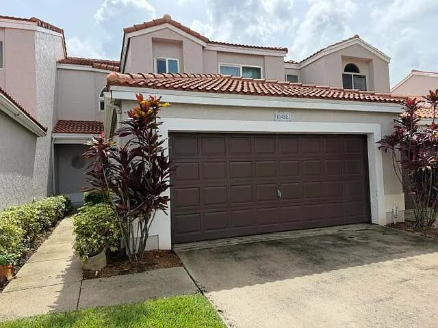 3 bed, 2.5 bath, 1837 sqft, $5,000 — Photo 1