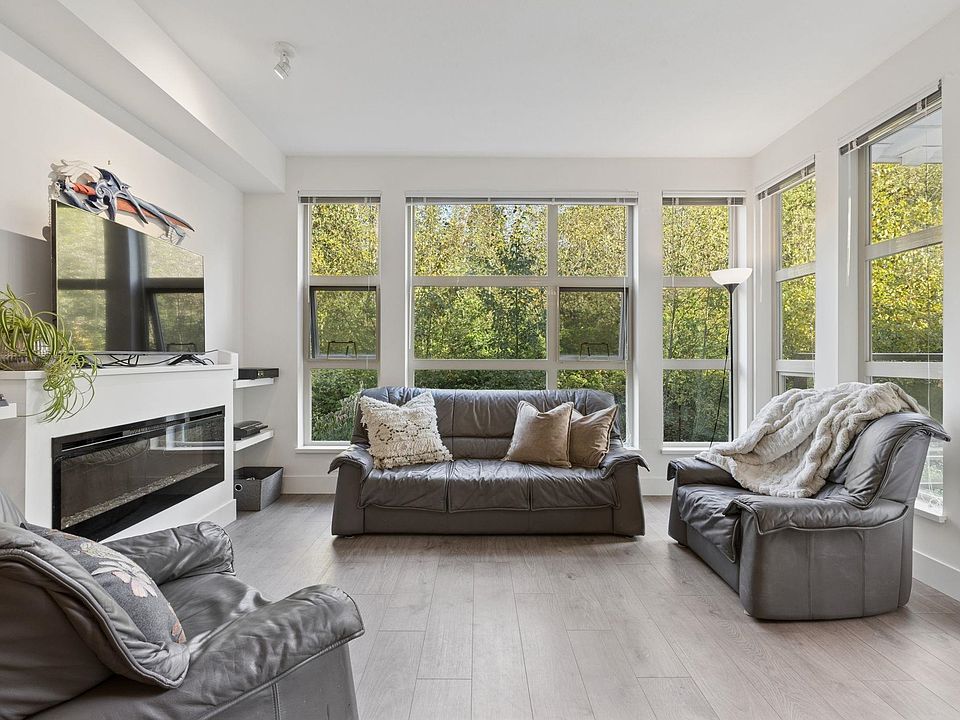 1st image of 3602 Aldercrest Dr #318