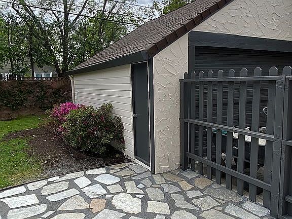 3rd image of 721 47th St