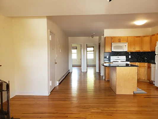 Rented by Avenue Sotheby's International Realty | media 17