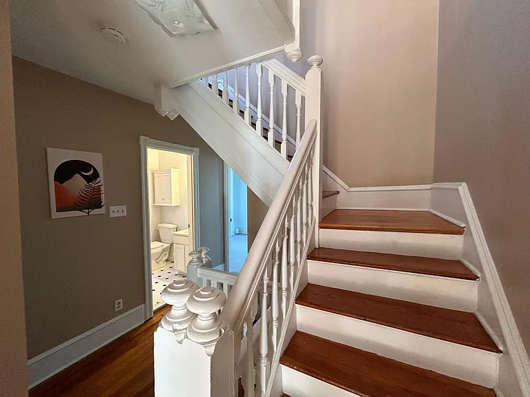 1603 W 13th St — Photo 11