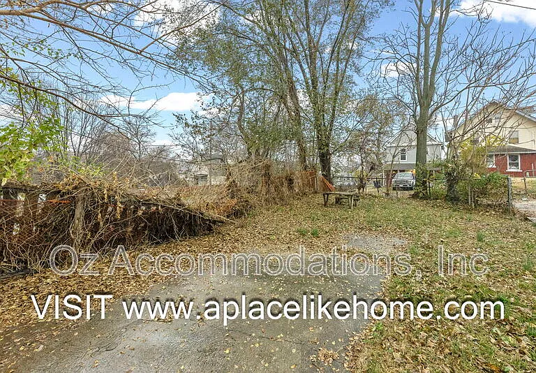 3523 Saint John Ave — Photo 24